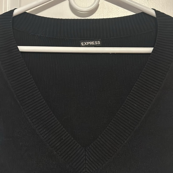 Express long black v-neck sweater - Picture 2 of 3